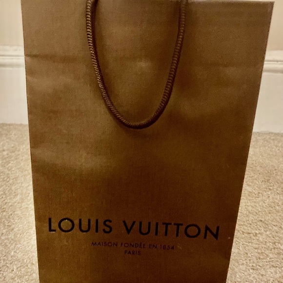 Authentic Gucci & LV Shopping Bags - Picture 2 of 7